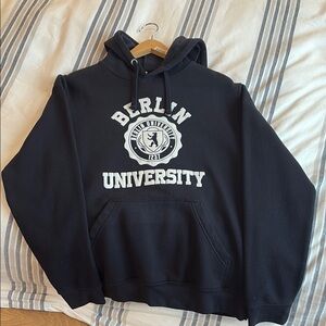 Berlin University Black Hoodie